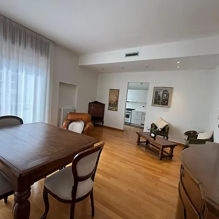 Residenza Leone Della Scala Apartment *